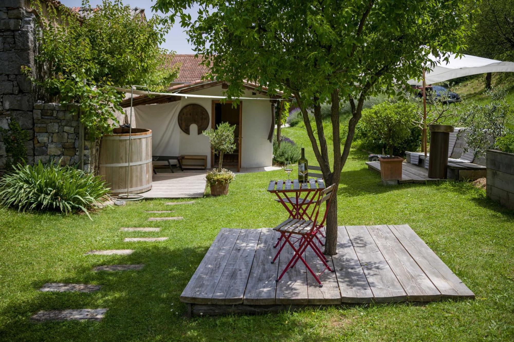 Villa Artes With Free Hot Tub & Sauna Branik Exteriör bild