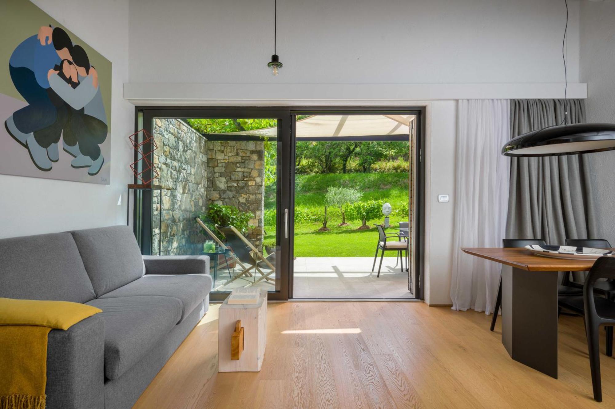 Villa Artes With Free Hot Tub & Sauna Branik Exteriör bild
